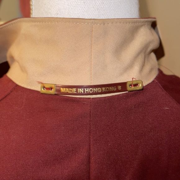 Etienne Aigner Vintage Trench Coat. Size 8. Burgundy & Khaki. - Picture 4 of 5